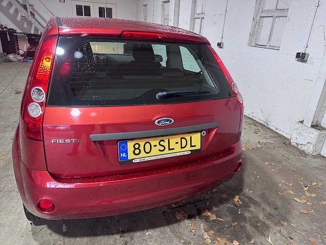 Ford - fiesta - 1.4-16v futura - 80-sl-dl - afbeelding 16 van  21