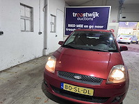 Ford - fiesta - 1.4-16v futura - 80-sl-dl - afbeelding 19 van  21