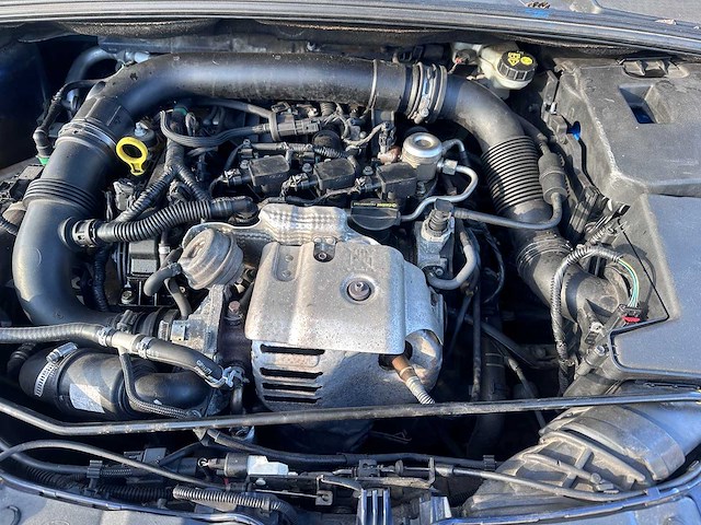Ford - focus - 1.0 ecob. lease ti. - 12-xvv-7 - afbeelding 8 van  18