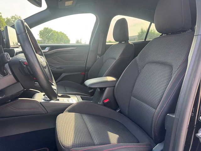 Ford - focus - 1.0 ecob. tit. xbns gbb-62-r 2020 iaw - afbeelding 13 van  22