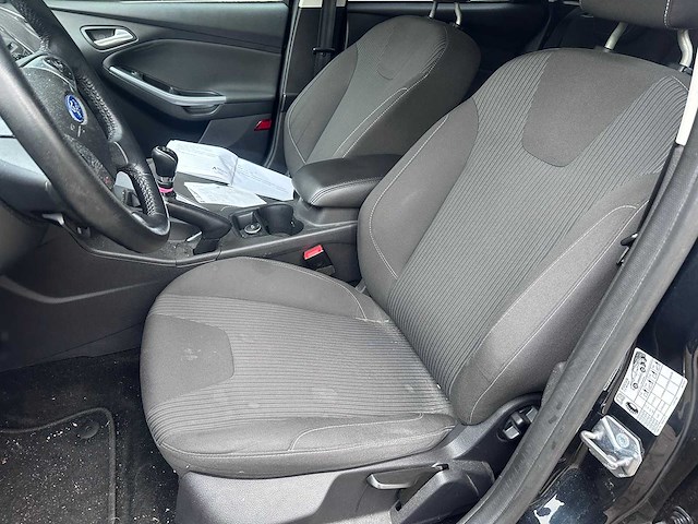 Ford - focus - 1.0 ecob. titanium - 21-xhh-2 - afbeelding 3 van  13