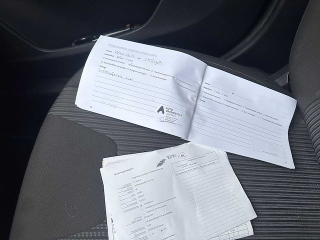 Ford - focus - 1.0 ecob. titanium - 21-xhh-2 - afbeelding 8 van  13