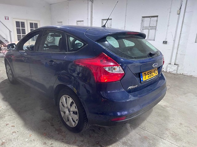 Ford - focus - 1.0 ecoboost trend - 7-sbl-42 - afbeelding 11 van  18