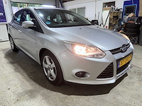 Ford - focus - 1.0 ecoboost trend - st-393-p- 2013 - afbeelding 13 van  17