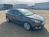 Ford - focus - 1.0 titanium , nl-925-j - afbeelding 2 van  25