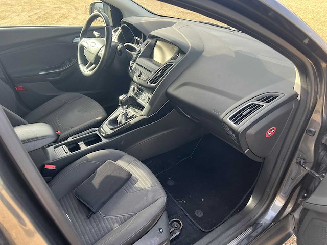 Ford - focus - 1.0 titanium , nl-925-j - afbeelding 14 van  25