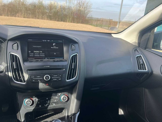 Ford - focus - 1.0 titanium , nl-925-j - afbeelding 9 van  25