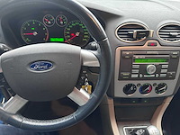 Ford - focus - 1.6-16v first ed. - car - afbeelding 12 van  13