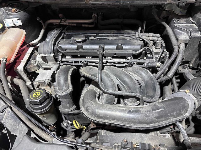 Ford - focus - 1.6-16v futura - 87-xt-tb- 2007 - afbeelding 9 van  19