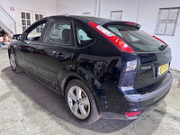 Ford - focus - 1.6-16v futura - 87-xt-tb- 2007 - afbeelding 12 van  19