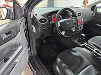 Ford - focus - 1.6-16v futura - 87-xt-tb- 2007 - afbeelding 16 van  19