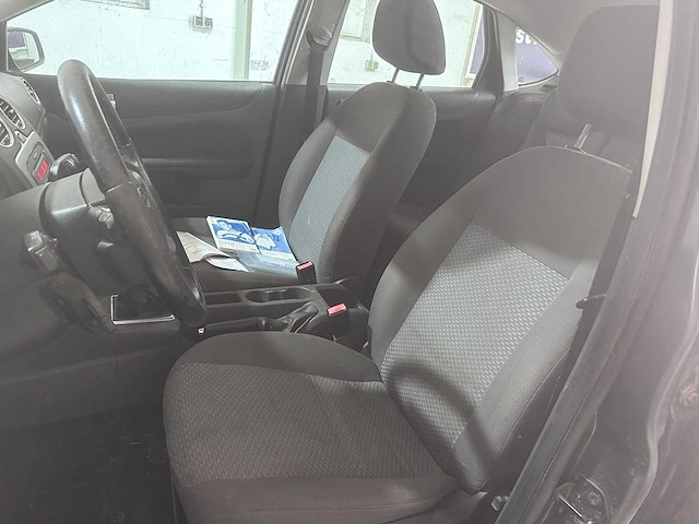 Ford - focus - 1.6-16v trend - 11-xg-jf- 2007 - afbeelding 3 van  11