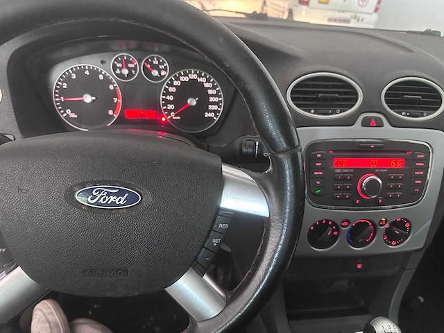 Ford - focus - 1.6-16v trend - 11-xg-jf- 2007 - afbeelding 11 van  11
