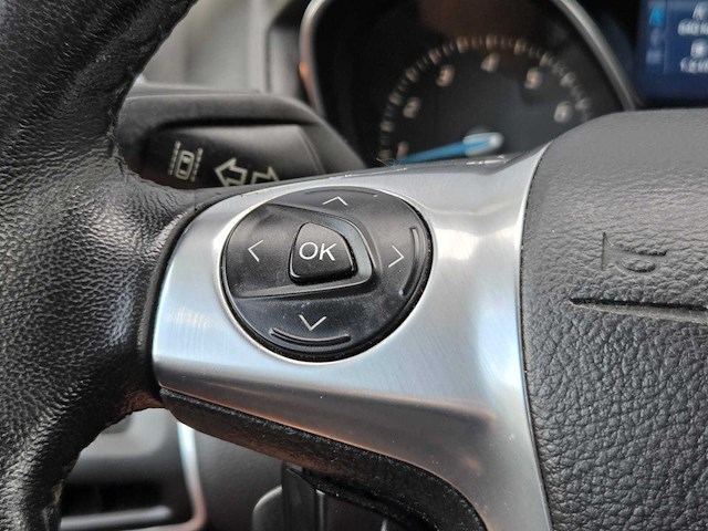 Ford - focus - 1.6 ecob. trend sp. - 2011 - jb-823-s - personenauto - afbeelding 16 van  33