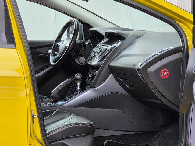 Ford - focus - 1.6 ecob. trend sp. - 2011 - jb-823-s - personenauto - afbeelding 21 van  33
