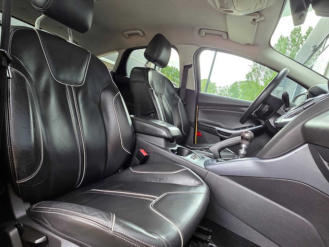 Ford - focus - 1.6 ecob. trend sp. - 2011 - jb-823-s - personenauto - afbeelding 22 van  33