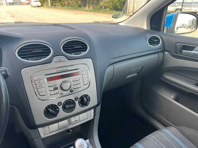 Ford - focus - 1.6 trend ,91-zr-xg - afbeelding 13 van  18