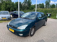 Ford - focus - 1.8-16v ghia - car - 2001 - afbeelding 1 van  10