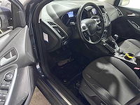 Ford - focus wagon - 1.0 ecob. edit. plus -duitse papieren (voorheen 8-xkr-79) - afbeelding 9 van  10
