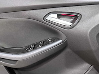 Ford - focus wagon - 1.0 ecob. titanium - j-323-gr - 2014 - afbeelding 2 van  19