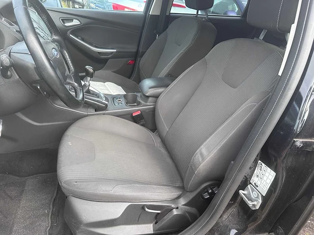 Ford - focus wagon - 1.0 ecob. titanium - jz-690-g- 2012 - afbeelding 6 van  18