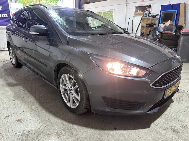Ford - focus wagon - 1.0 trend edition - gs-253-z- 2015 - afbeelding 11 van  15