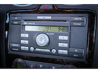 Ford - focus wagon - 1.6-16v ghia 2-kjg-61 - afbeelding 3 van  19