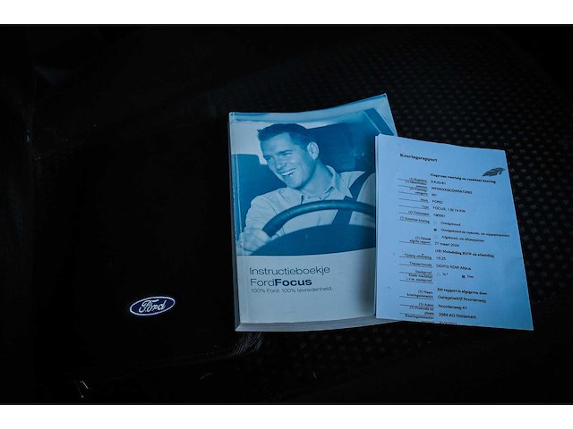 Ford - focus wagon - 1.6-16v ghia 2-kjg-61 - afbeelding 11 van  19