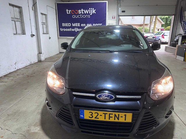 Ford - focus wagon - 1.6 ecob. titanium - car - 2012 - afbeelding 14 van  17