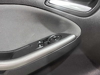 Ford - focus wagon - 1.6 ti-vct lease tr. - 32-tbz-9- 2012 - afbeelding 2 van  20