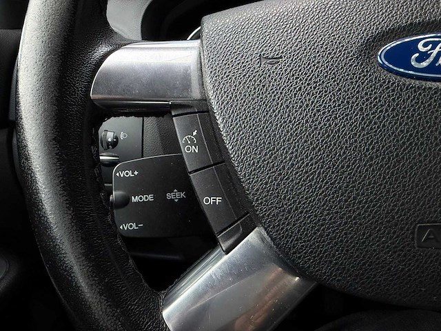 Ford - focus wagon - 1.6 titanium - car - 2008|74-zr-jp|iaw - afbeelding 2 van  23