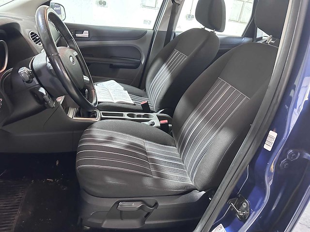 Ford - focus wagon - 1.6 trend - 35-zj-zz- 2008 - afbeelding 5 van  18