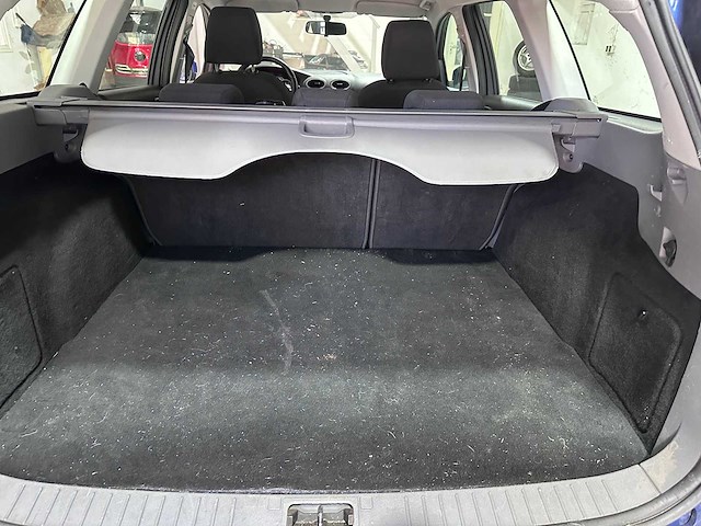 Ford - focus wagon - 1.6 trend - 35-zj-zz- 2008 - afbeelding 7 van  18