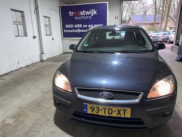 Ford - focus wagon - 2.0-16v rally ed. - 93-td-xt- 2006 - afbeelding 12 van  14
