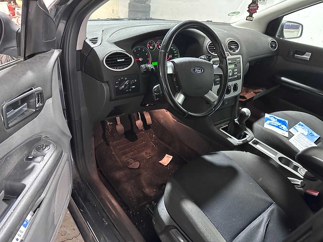 Ford - focus wagon - 2.0-16v rally ed. - 93-td-xt- 2006 - afbeelding 13 van  14