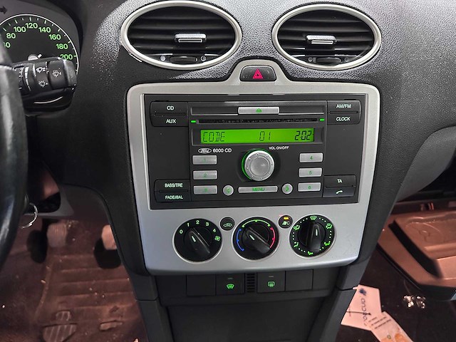 Ford - focus wagon - 2.0-16v rally ed. - 93-td-xt- 2006 - afbeelding 1 van  7