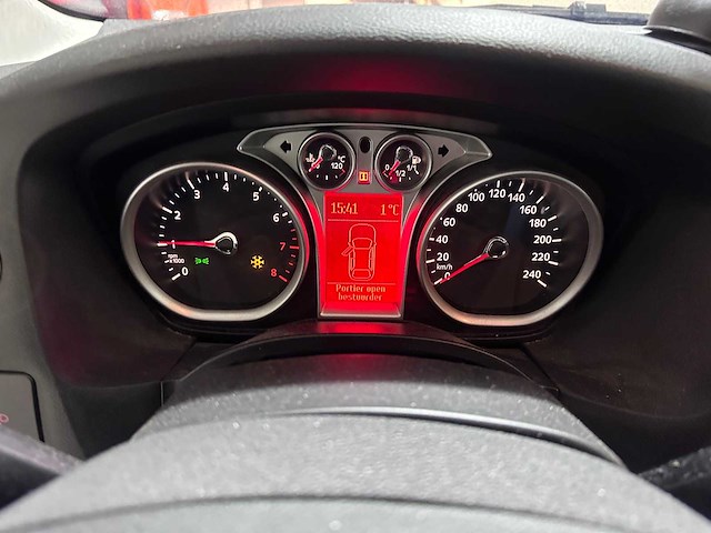 Ford - focus wagon - 2.0 titanium - 29-zl-xk - afbeelding 18 van  18