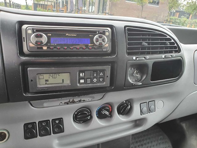 Ford - ford eus kampeerauto , 90-gh-js - afbeelding 11 van  17