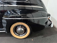 Ford - fourdoor - v8 - oldtimer - 1945 - afbeelding 16 van  31
