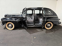 Ford - fourdoor - v8 - oldtimer - 1945 - afbeelding 14 van  16