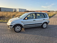 Ford - fusion - 1.4-16v style - personenauto - afbeelding 13 van  15