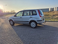 Ford - fusion - 1.4-16v style - personenauto - afbeelding 8 van  19