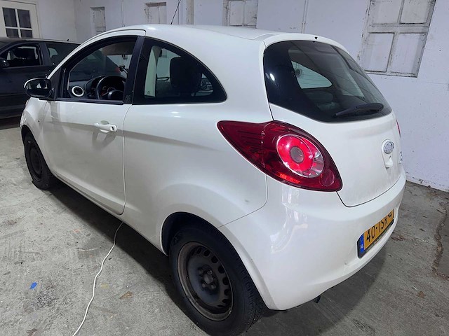 Ford - ka - 1.2 cool & sound s/s - 40-tsr-4- 2012 - afbeelding 8 van  15