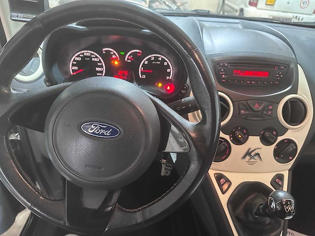 Ford - ka - 1.2 cool & sound s/s - 76-snr-7- 2011 - afbeelding 9 van  9