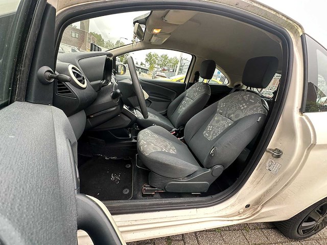Ford - ka - 1.2 limited - car - 2010 - afbeelding 14 van  15