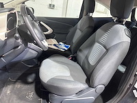 Ford - ka - 1.2 titanium - 24-kst-7- 2010 - afbeelding 6 van  17