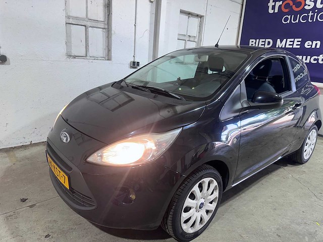 Ford - ka - 1.2 titanium - 24-kst-7- 2010 - afbeelding 1 van  17
