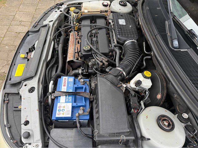 Ford - mondeo - personenauto - 2000 - afbeelding 4 van  9