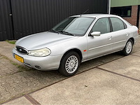 Ford - mondeo - personenauto - 2000 - afbeelding 1 van  9
