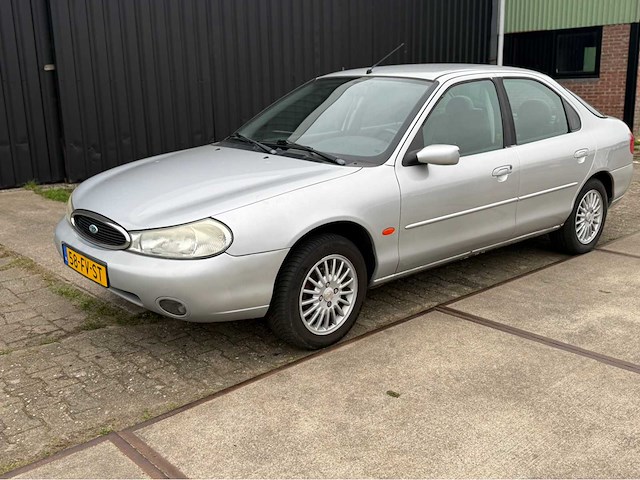 Ford - mondeo - personenauto - 2000 - afbeelding 1 van  24